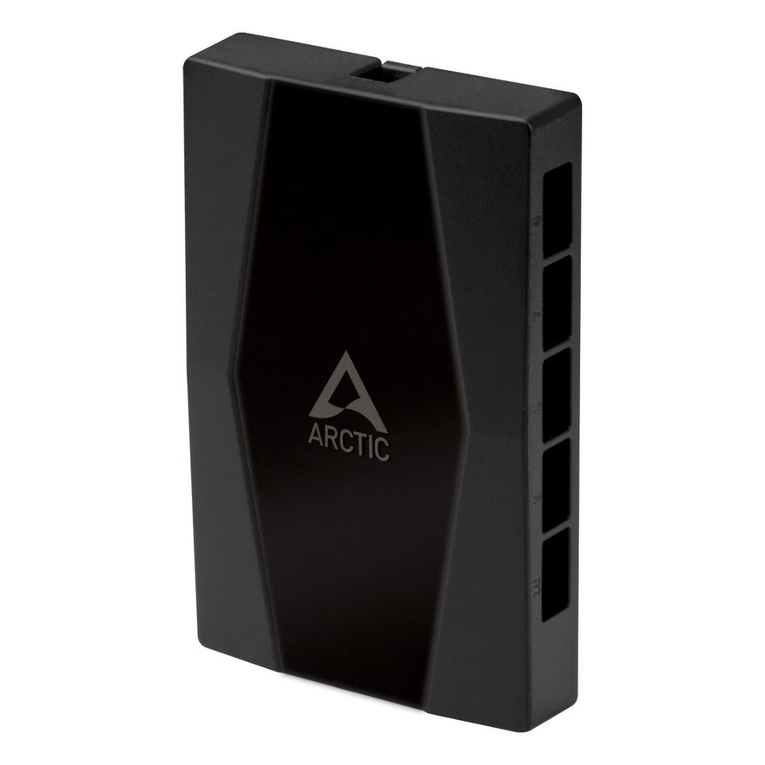 Arctic 10 Port PWM Case Fan Hub with SATA Power